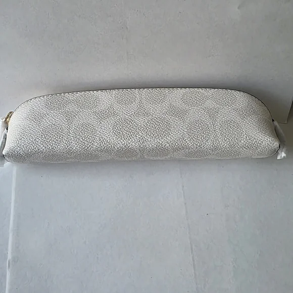 Coach Pencil Case In Signature Canvas NWT - Picture 4 of 5